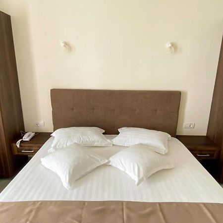 Hotel Decebal Neptun Eksteriør bilde